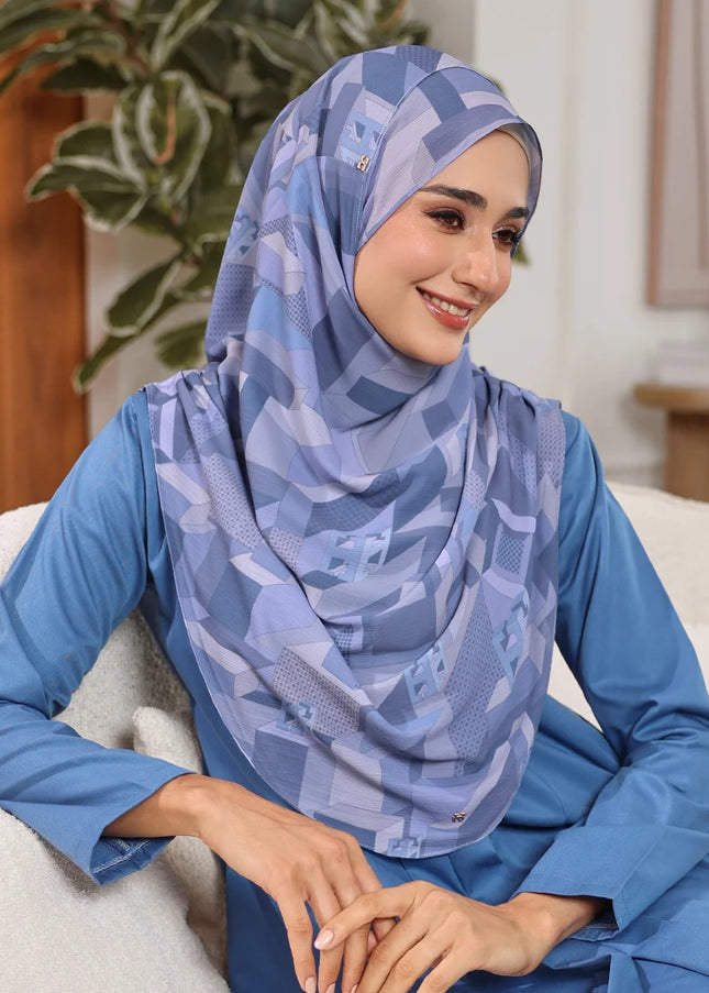 TWEELY-SO BASIC CITYSCAPE in BLISSFULLY BLUE