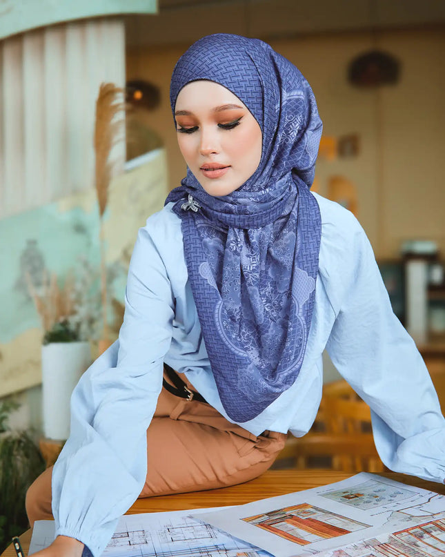 SO-STELLAR PORCELAIN in DARK BREEZE