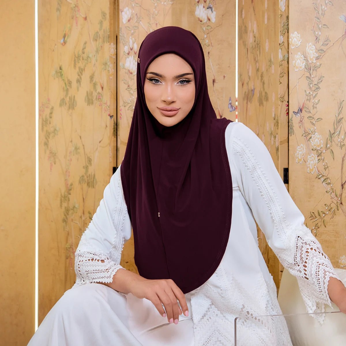 SO-ELESSIA in DARK CHERRY
