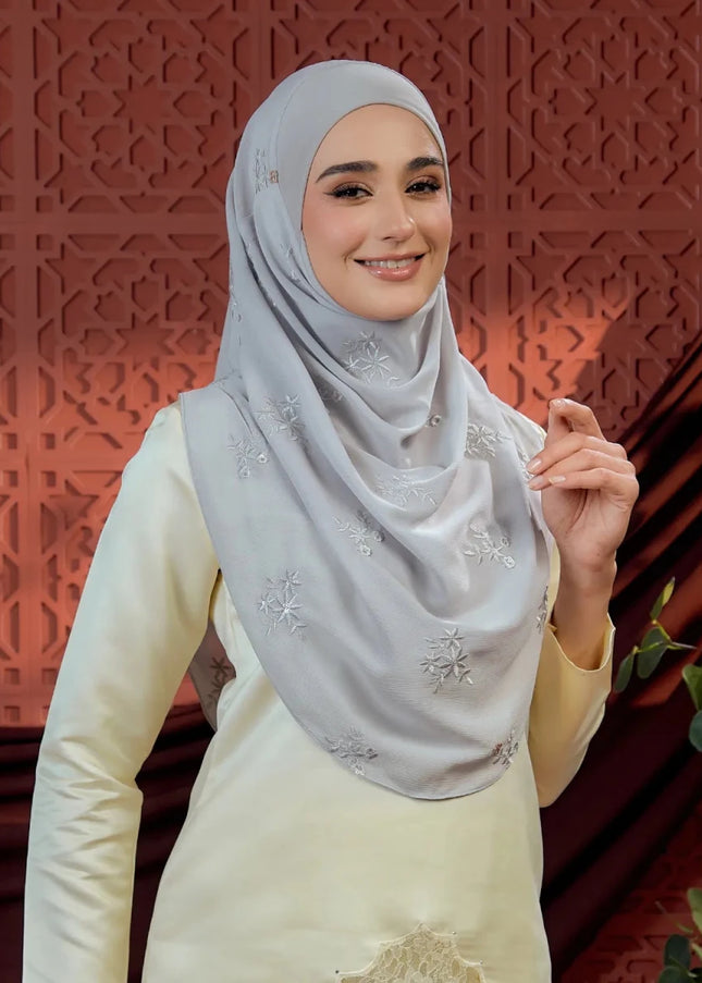 TAFFETY-SO LUXE ELARA in LIGHT GREY