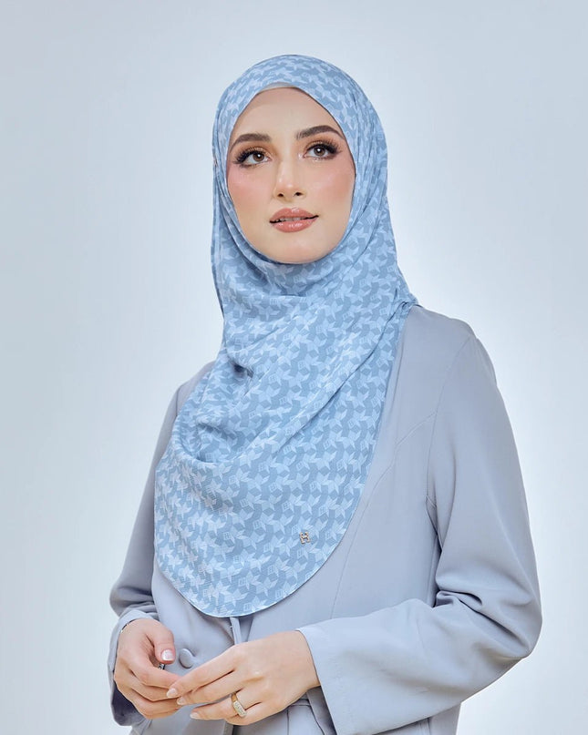 FAIRY-SO MINJI in POWDER BLUE