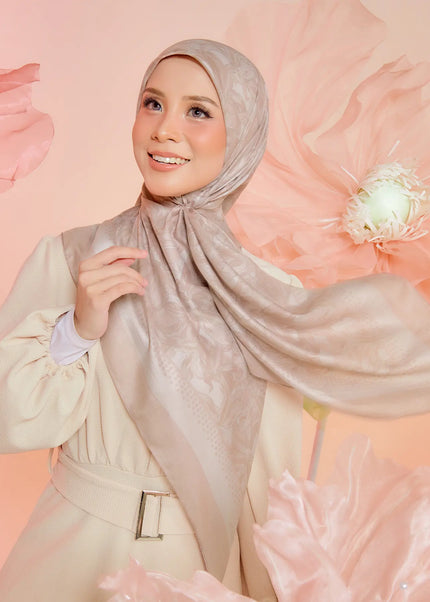 PS-SOFT EMBOSSED SEA OF LILIES in ROSE TAUPE