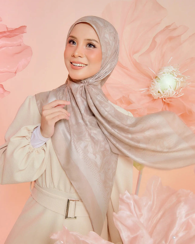 PS-SOFT EMBOSSED SEA OF LILIES in ROSE TAUPE