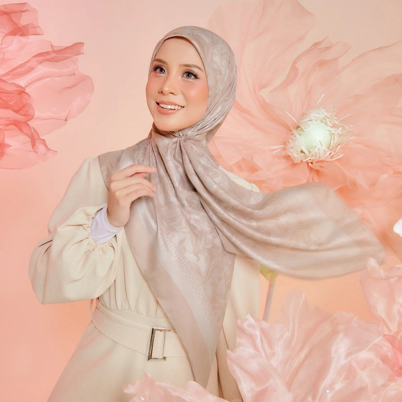 PS-SOFT EMBOSSED SEA OF LILIES in ROSE TAUPE