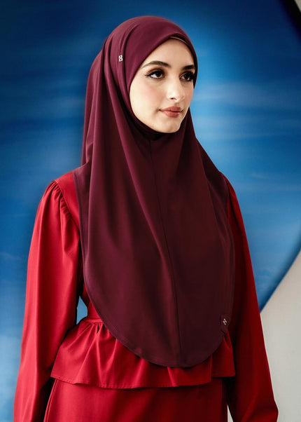 SO-LEA in VELVET BERRY