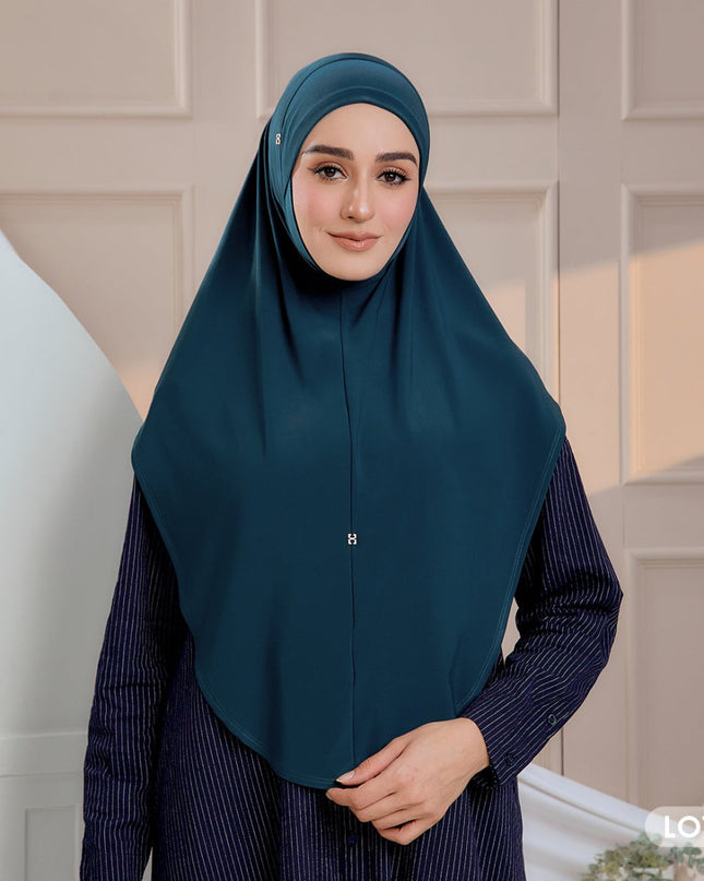 SO-MEDINA in TEAL SHADOW