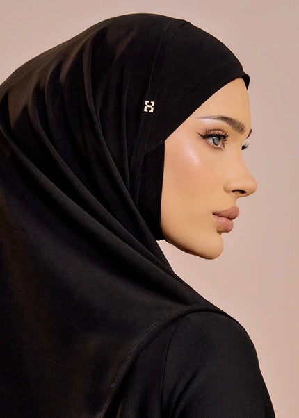 SO-MEDINA in BLACK