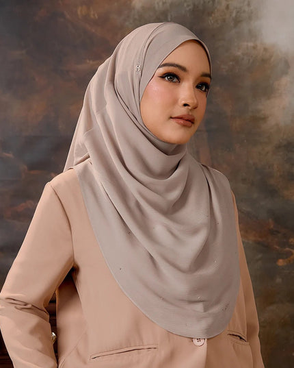 TWEELY-SO PLAIN WITH ORIGINAL CRYSTAL in DUSTY BEIGE