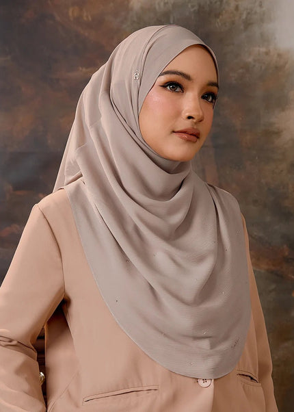 TWEELY-SO PLAIN WITH ORIGINAL CRYSTAL in DUSTY BEIGE