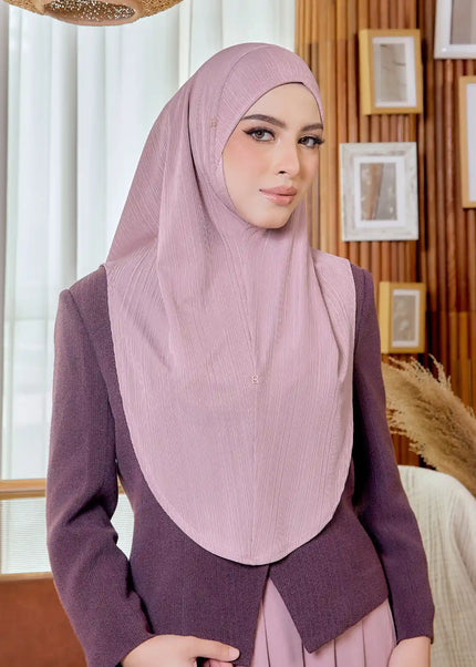 SO-HELENA in HAZY PINK