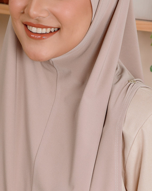 SO-ESSENA in PERFECT PALE