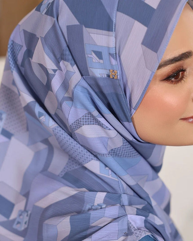 TWEELY-SO BASIC CITYSCAPE in BLISSFULLY BLUE