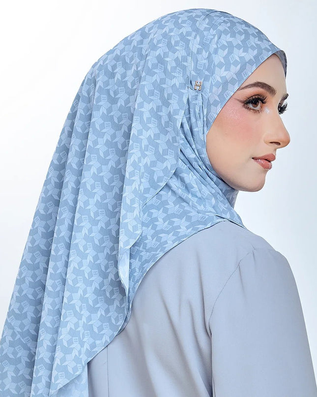 FAIRY-SO MINJI in POWDER BLUE