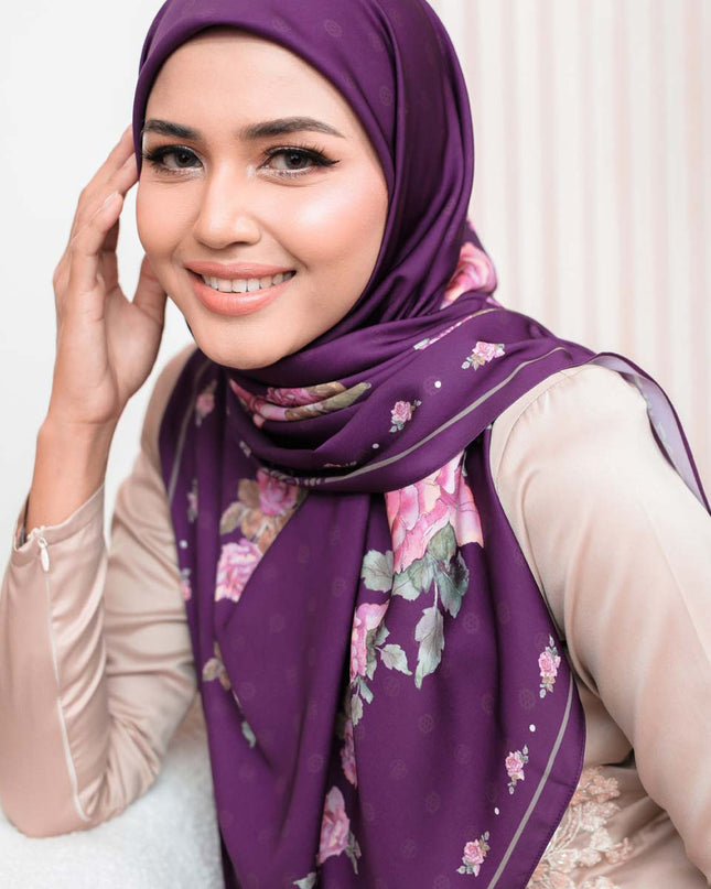 PS-HAVEN MATTE SATIN in BLACKCURRANT