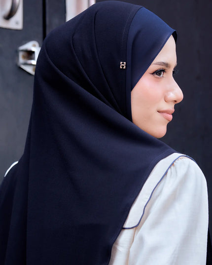 SO-YOUNG in NAVY