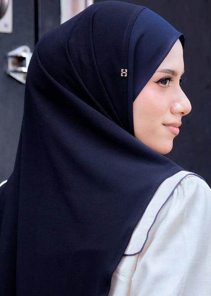 SO-YOUNG in NAVY