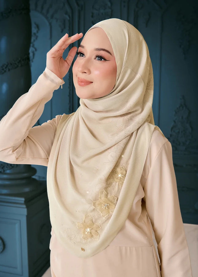 TWEELY-SO LUXE HANAMINA in CLOUD CREAM