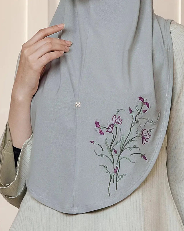 SO-MARJAN LUXE BELLFLOWERS in CLOUD GRAY