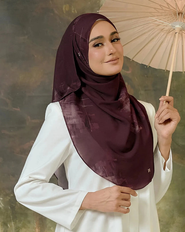 FAIRY-SO BELGRADE in RED MAHOGANY