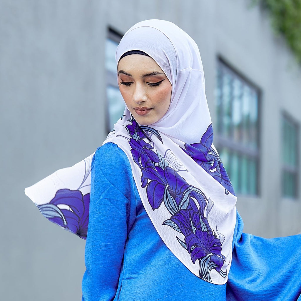 TWEELY-SO BOLD BATIK in WHITE