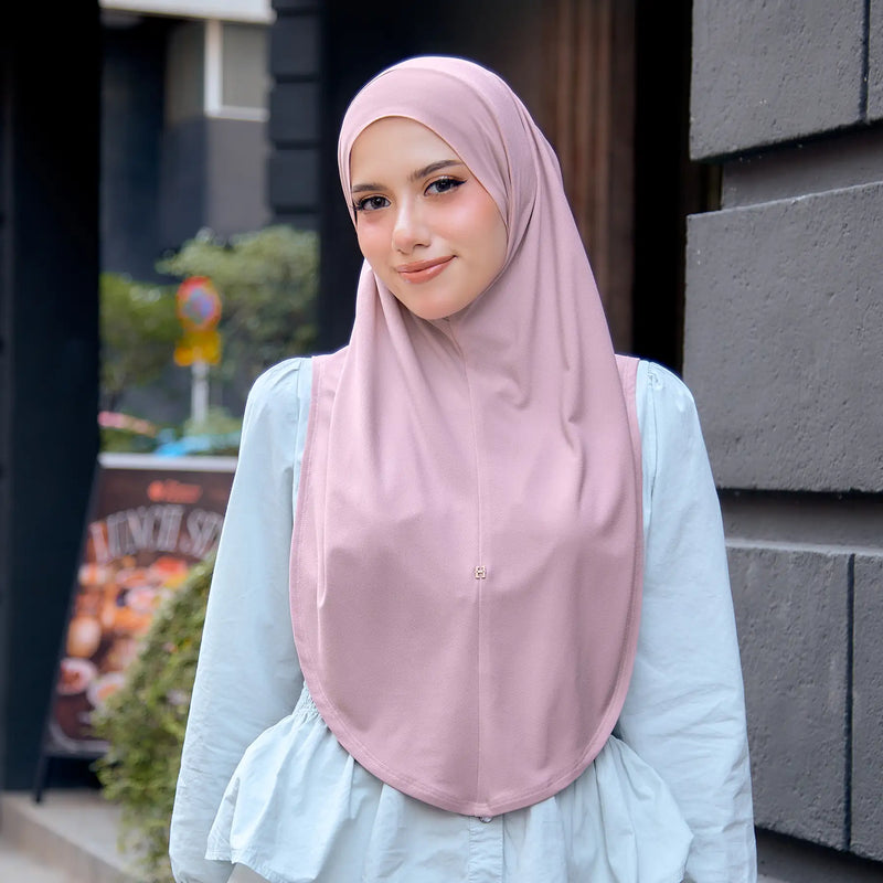 SO-YOUNG in ROSE QUARTZ