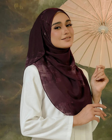 FAIRY-SO BELGRADE in RED MAHOGANY