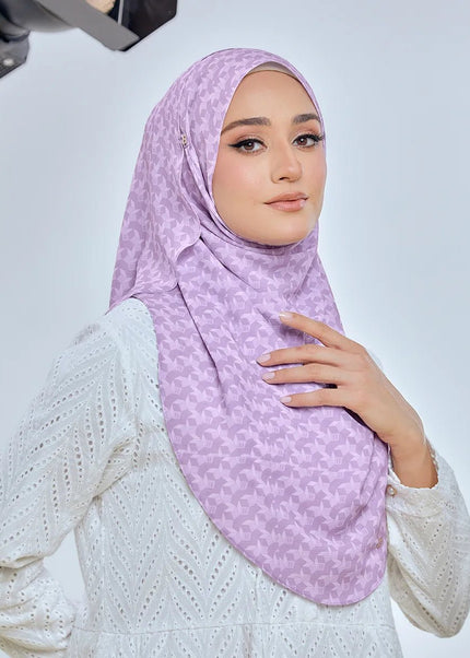 FAIRY-SO MINJI in VIOLET