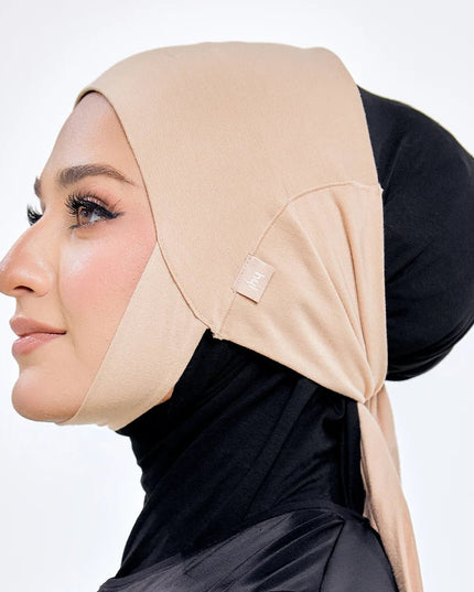 PALOMA with CHIN in ALMOND