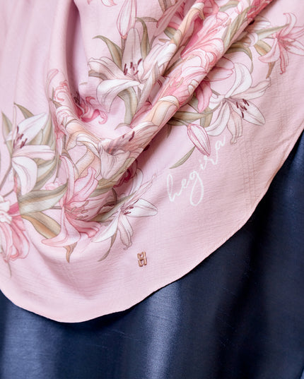 KEENLY-SO LILY in PINK WATER