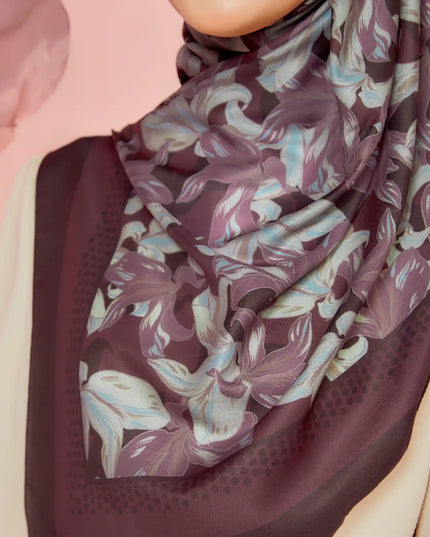 PS-SOFT EMBOSSED SEA OF LILIES in PLUM