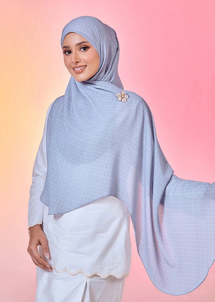 FAIRY-SO CHAINELLE in MISTY BLUE