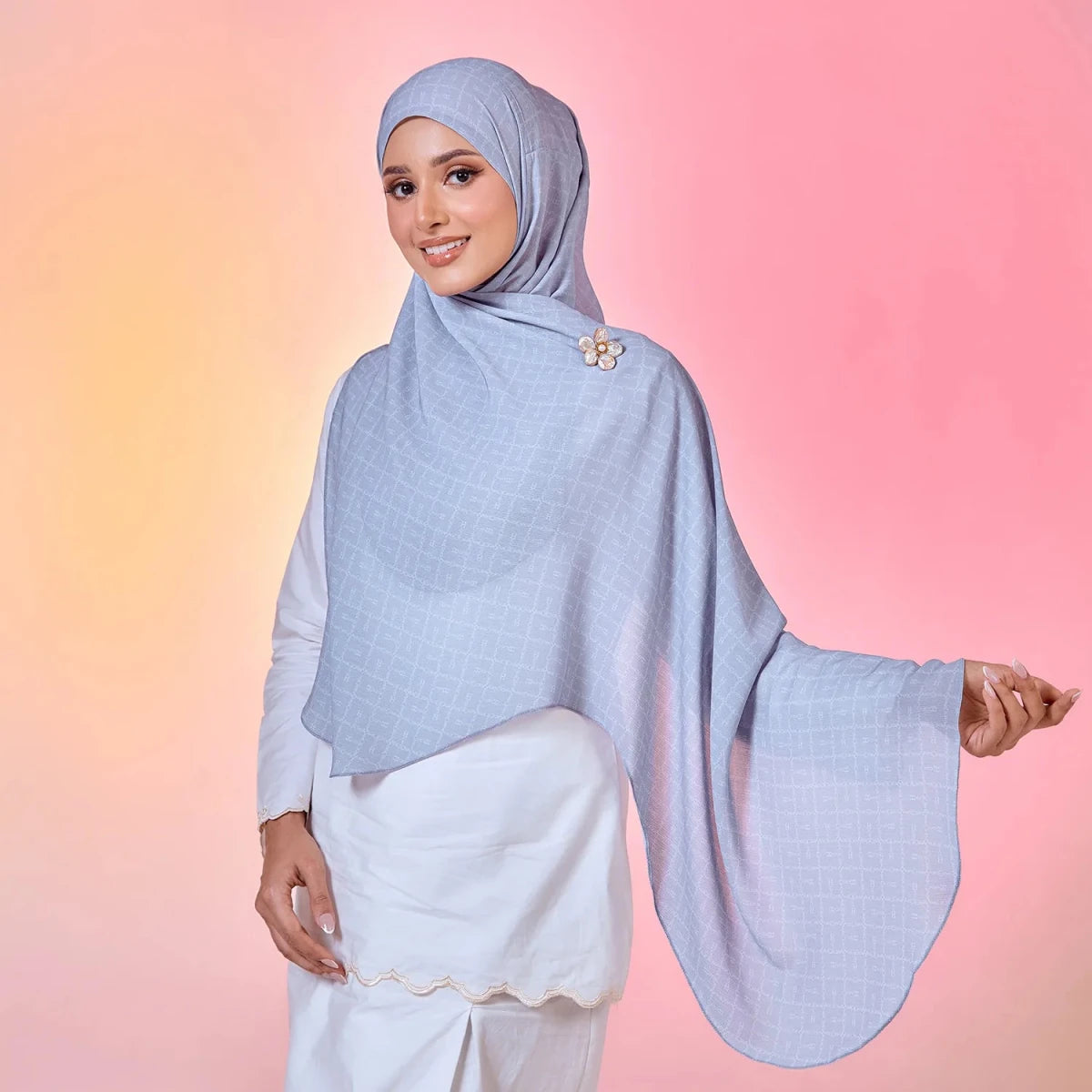FAIRY-SO CHAINELLE in MISTY BLUE