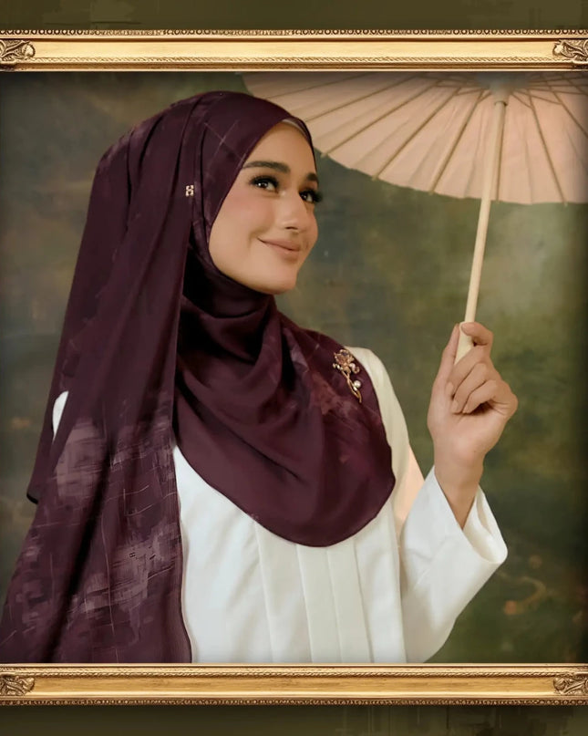 FAIRY-SO BELGRADE in RED MAHOGANY