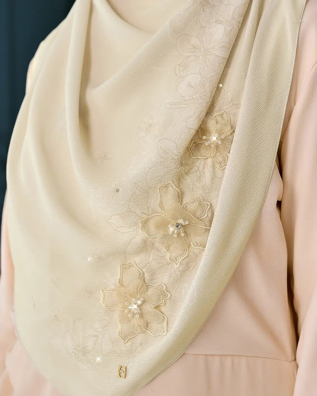 TWEELY-SO LUXE HANAMINA in CLOUD CREAM