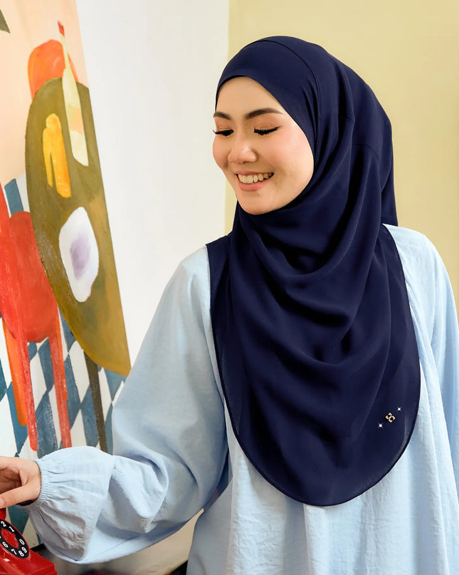 CUTELY-SO in MIDNIGHT BLUE