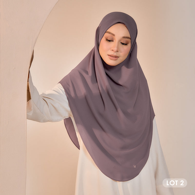 GRACEFULLY-SO PLAIN in TWILIGHT PLUM