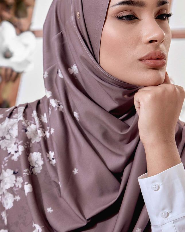 SO-DAISY RUSTIC ROSETTE in BURLWOOD