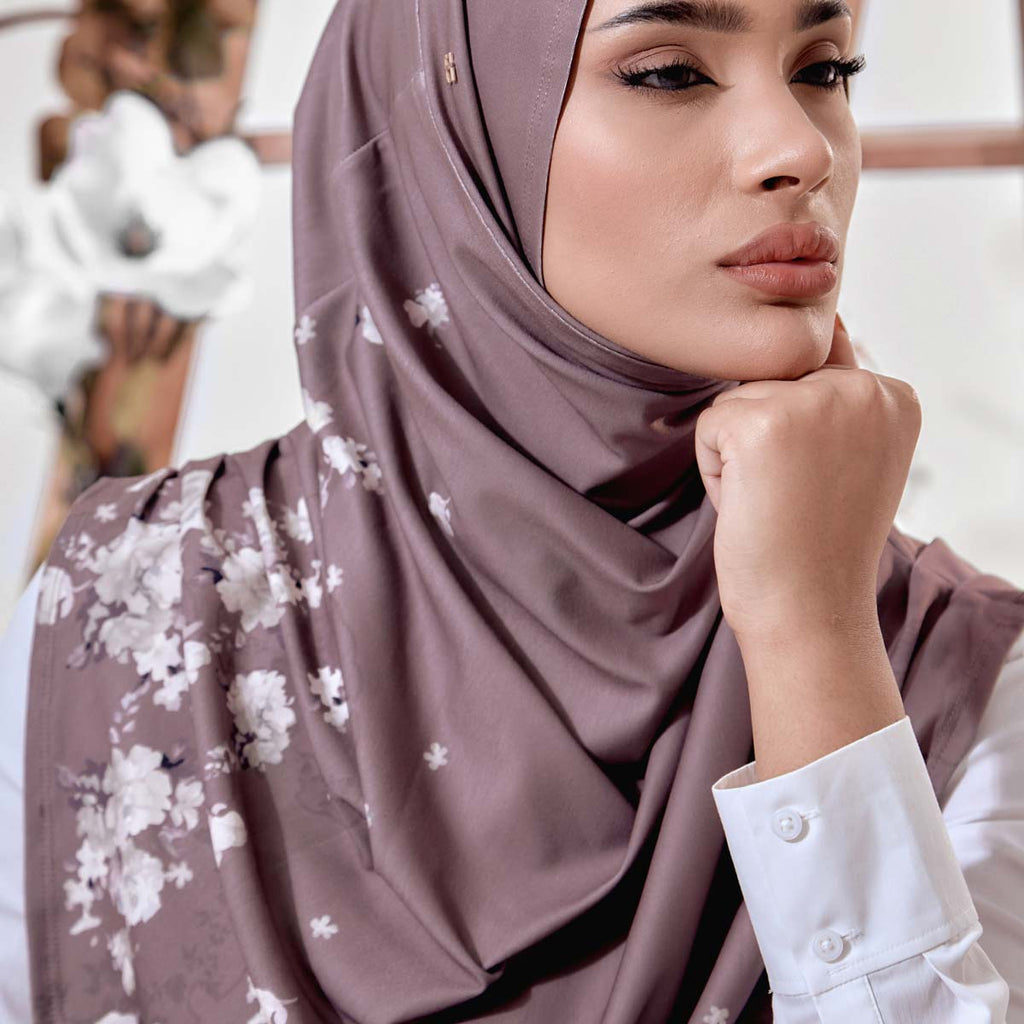 SO-DAISY RUSTIC ROSETTE in BURLWOOD