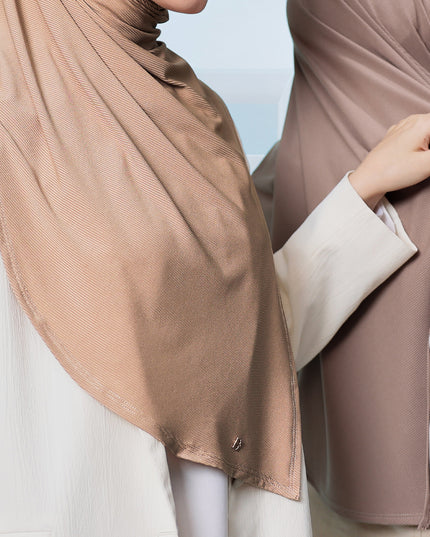 SO-SNAZZY in CASHEW