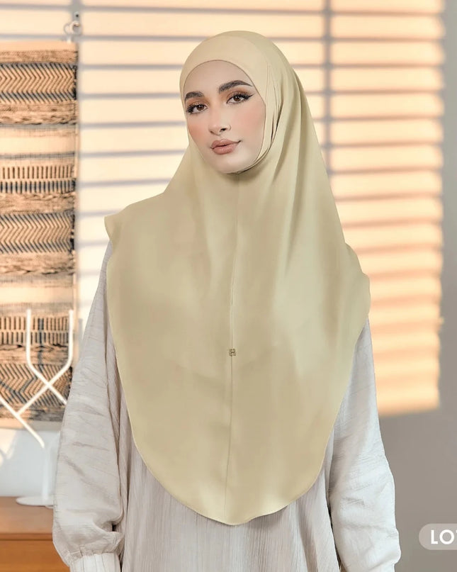 IMANLY-SO in SANDY CREAM