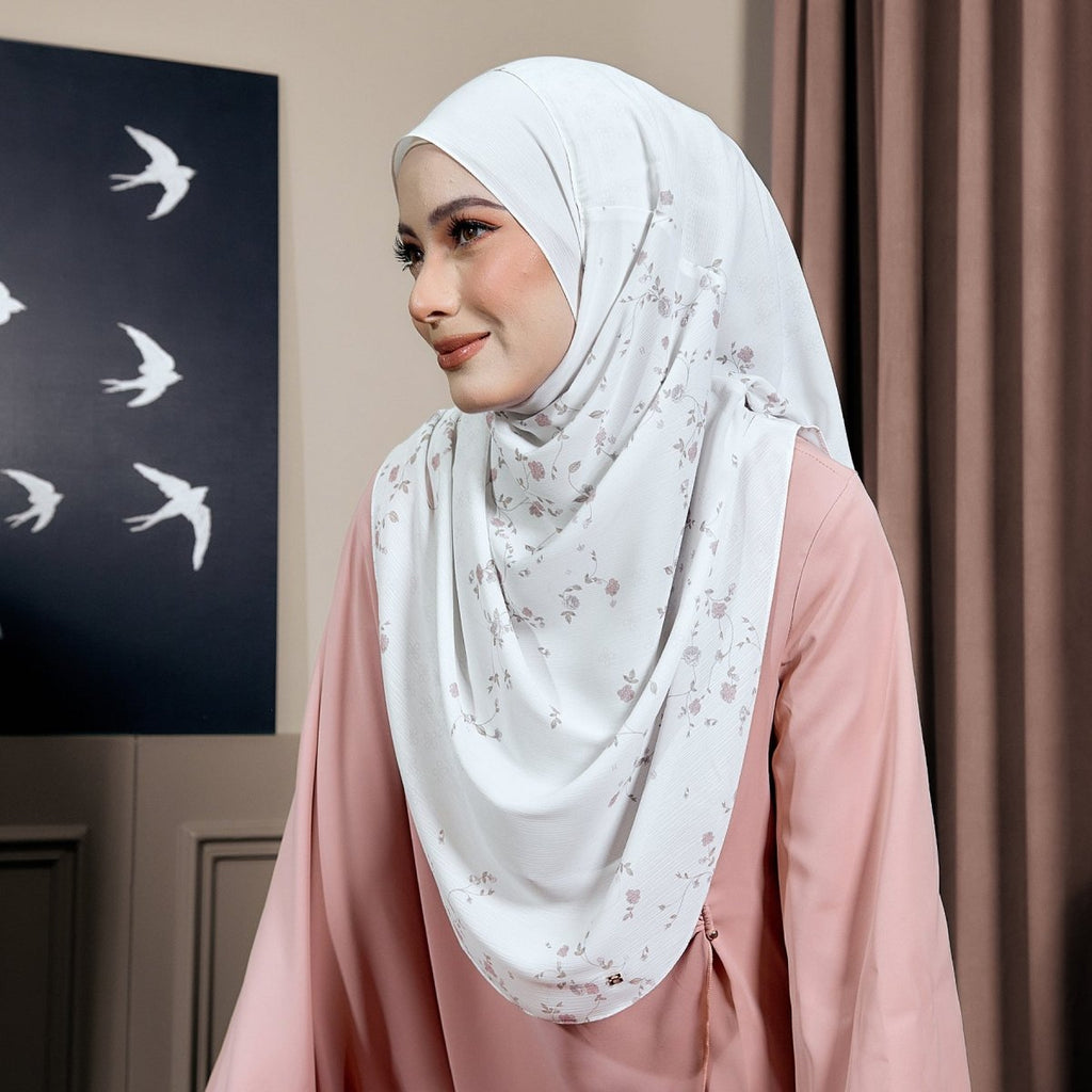 TWEELY-SO BASIC ROSETTE LACE in SWIZZLE