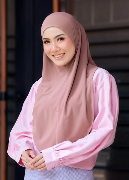 SO-YOUNG in PEACHROSE