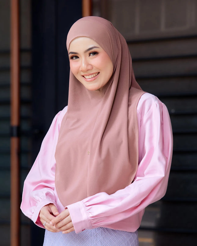 SO-YOUNG in PEACHROSE