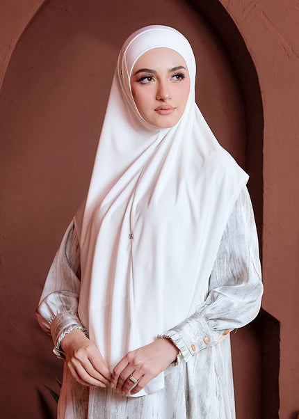 SO-MARWAA in OFF WHITE