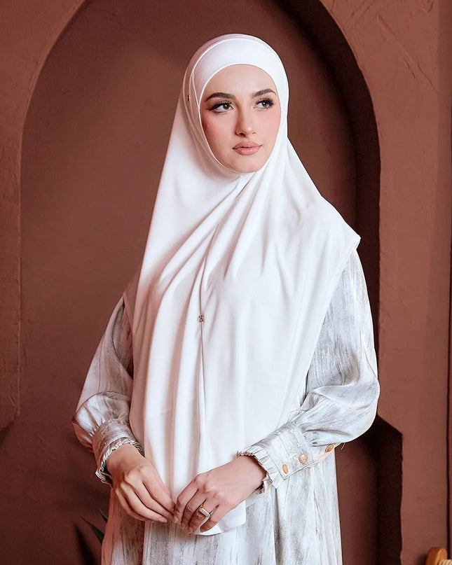 SO-MARWAA in OFF WHITE