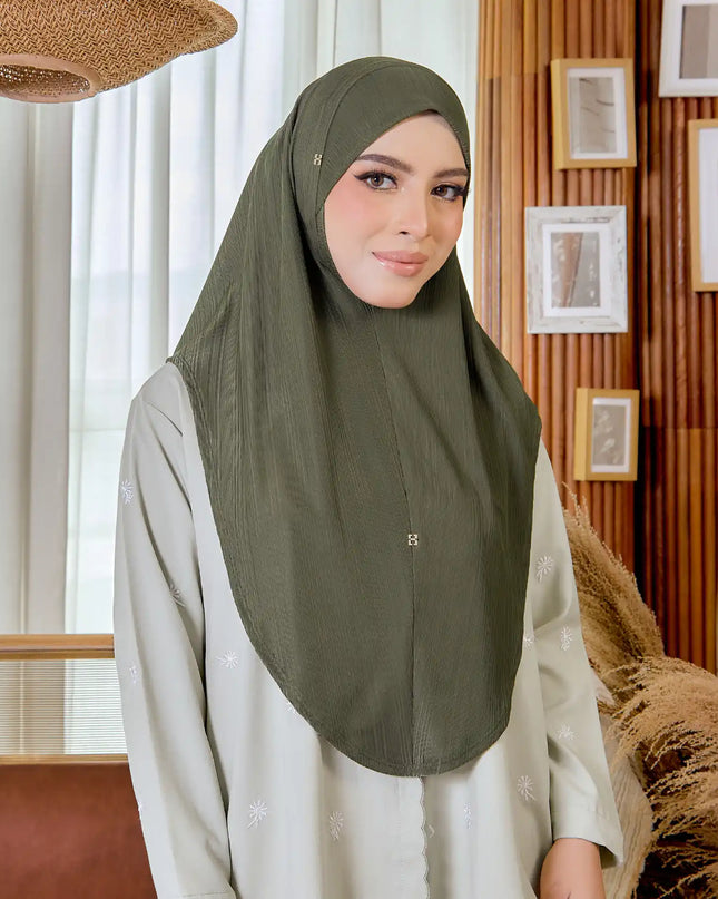 SO-HELENA in MOSSY OLIVE