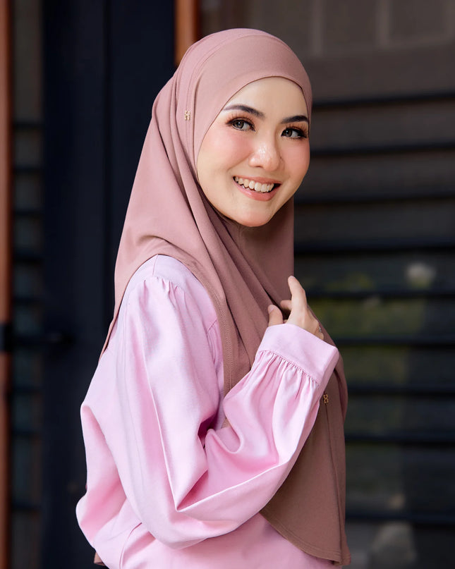 SO-YOUNG in PEACHROSE