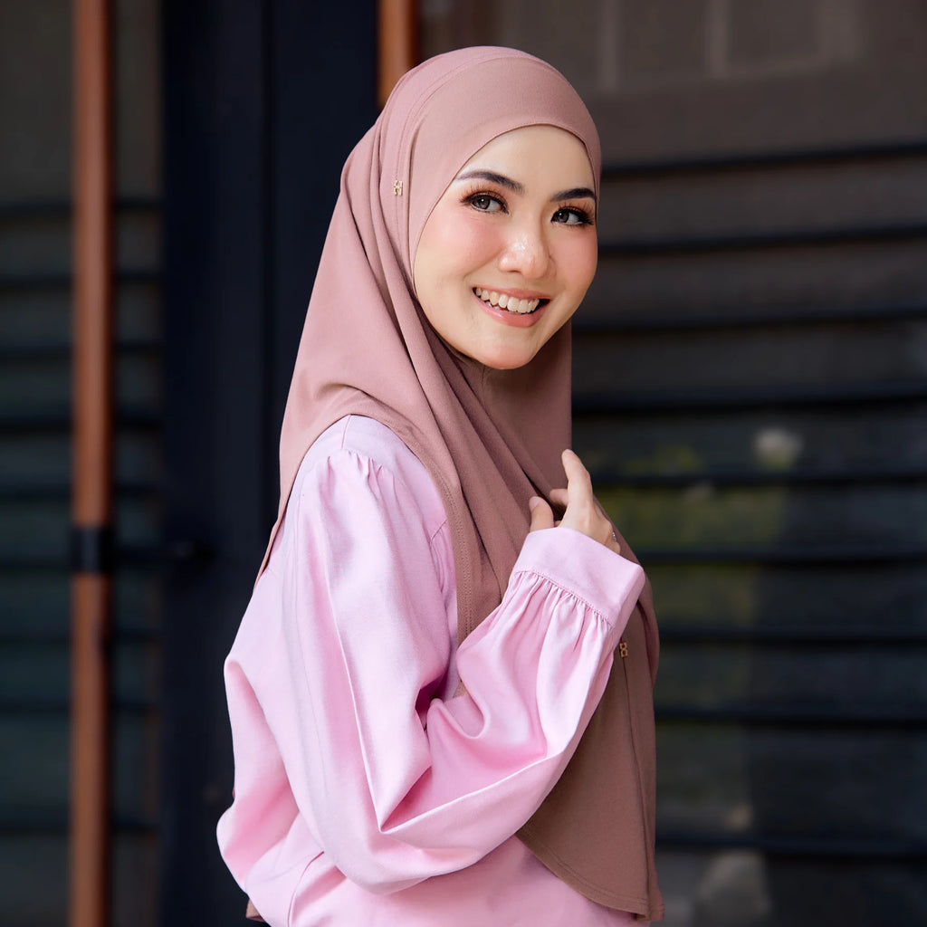 SO-YOUNG in PEACHROSE