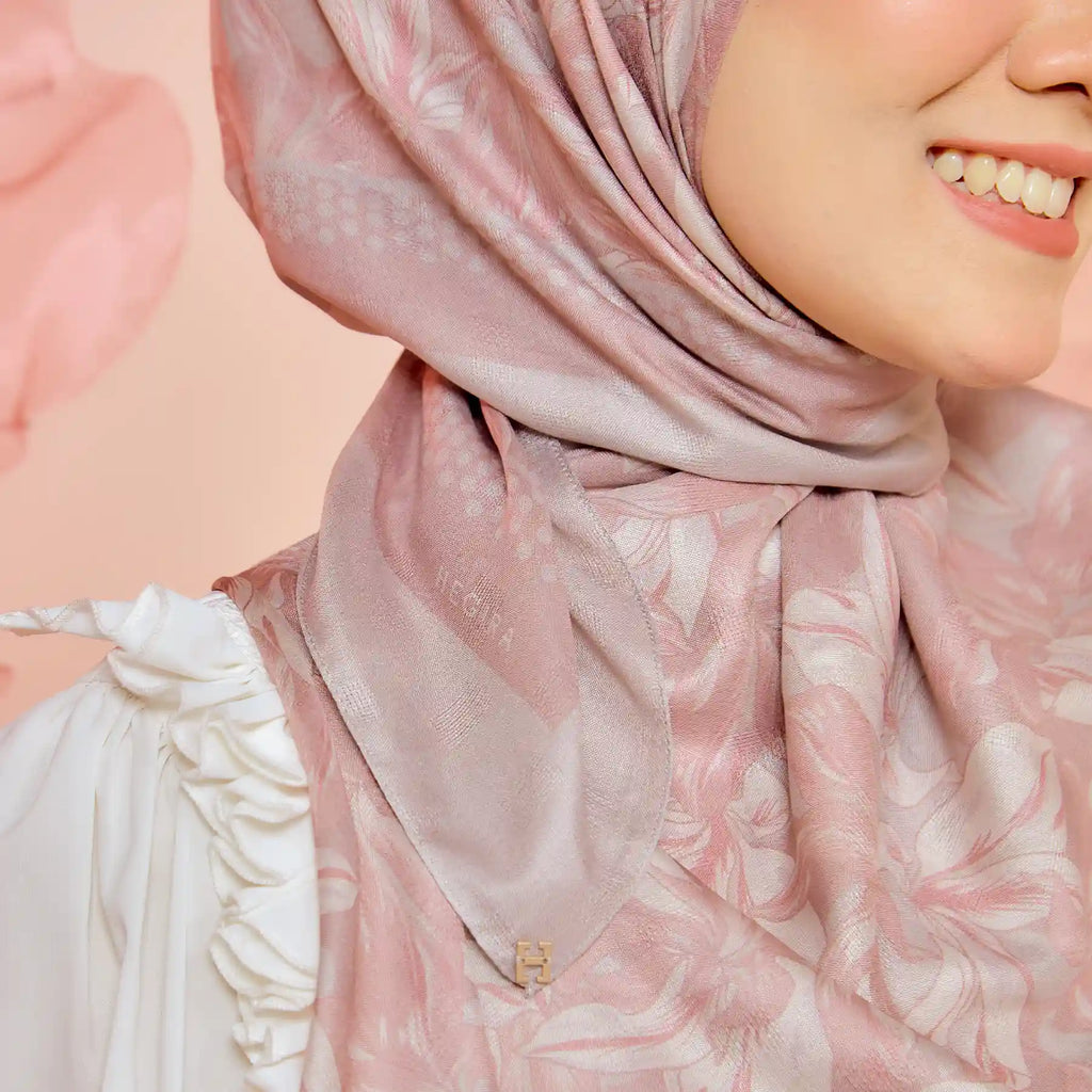 PS-SOFT EMBOSSED SEA OF LILIES in DUSTY ROSE