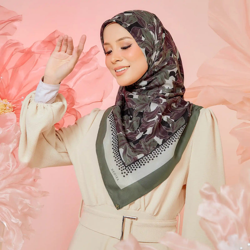 PS-SOFT EMBOSSED SEA OF LILIES in OLIVE